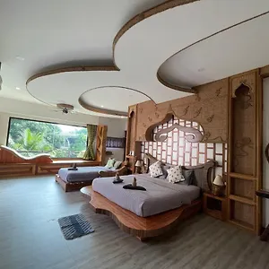 Resort Ac 2